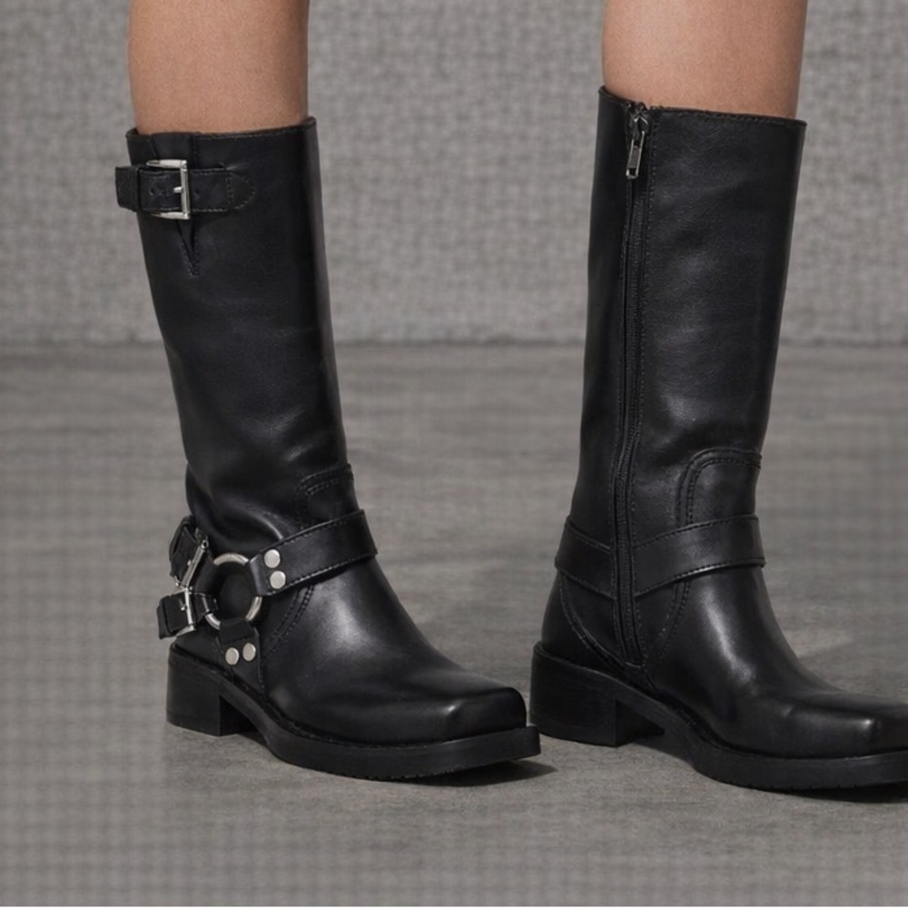 Michael Kors Crosby Black Leather Moto Boots Harness Buckle, Square Toe NIB - Picture 2 of 16